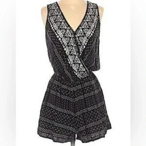 Mossimo Gauze Aztec Boho Black Romper w/Pockets